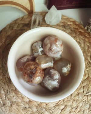 Agate fleur, pierre roulée