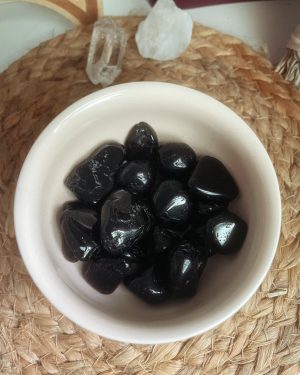 Tourmaline noire, pierre roulée