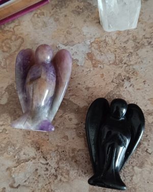 Ange Améthyste chevron ou Obsidienne noire